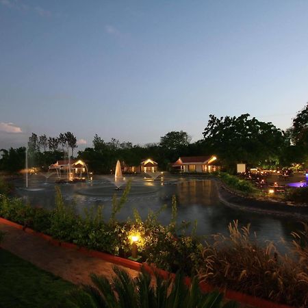 Silent Shores Resort & Spa Maisúr Exteriér fotografie